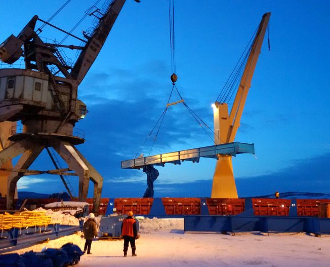 Conceptum Logistics - Mining - Crusher and spreader ex China to Russia